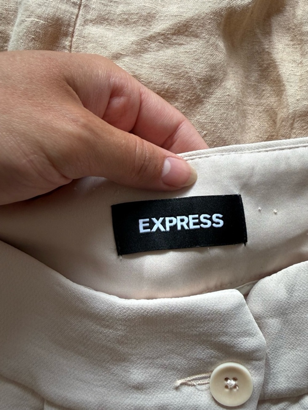 Express Women’s Light Cream Pleated Dress Pants - Picture 2 of 11